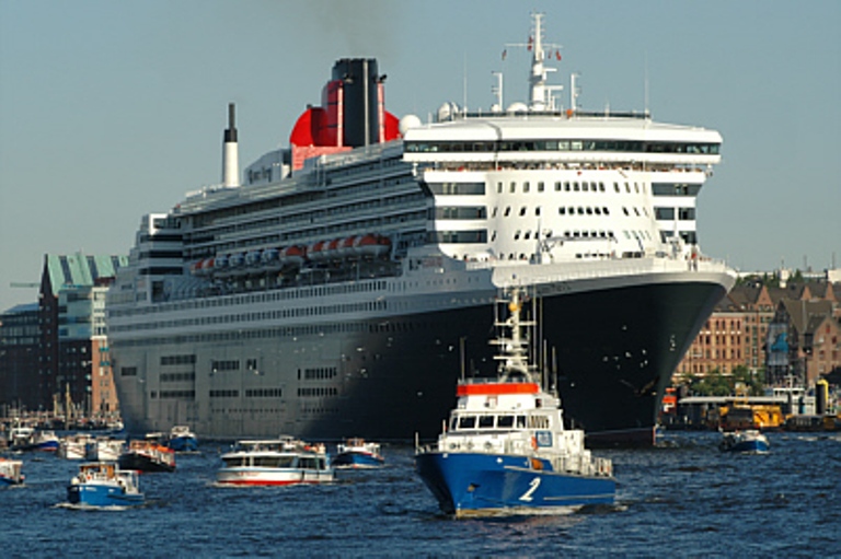 queen-mary-2.jpg